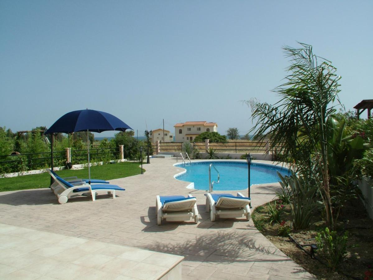 Holidays Villas Pissouri Exterior photo
