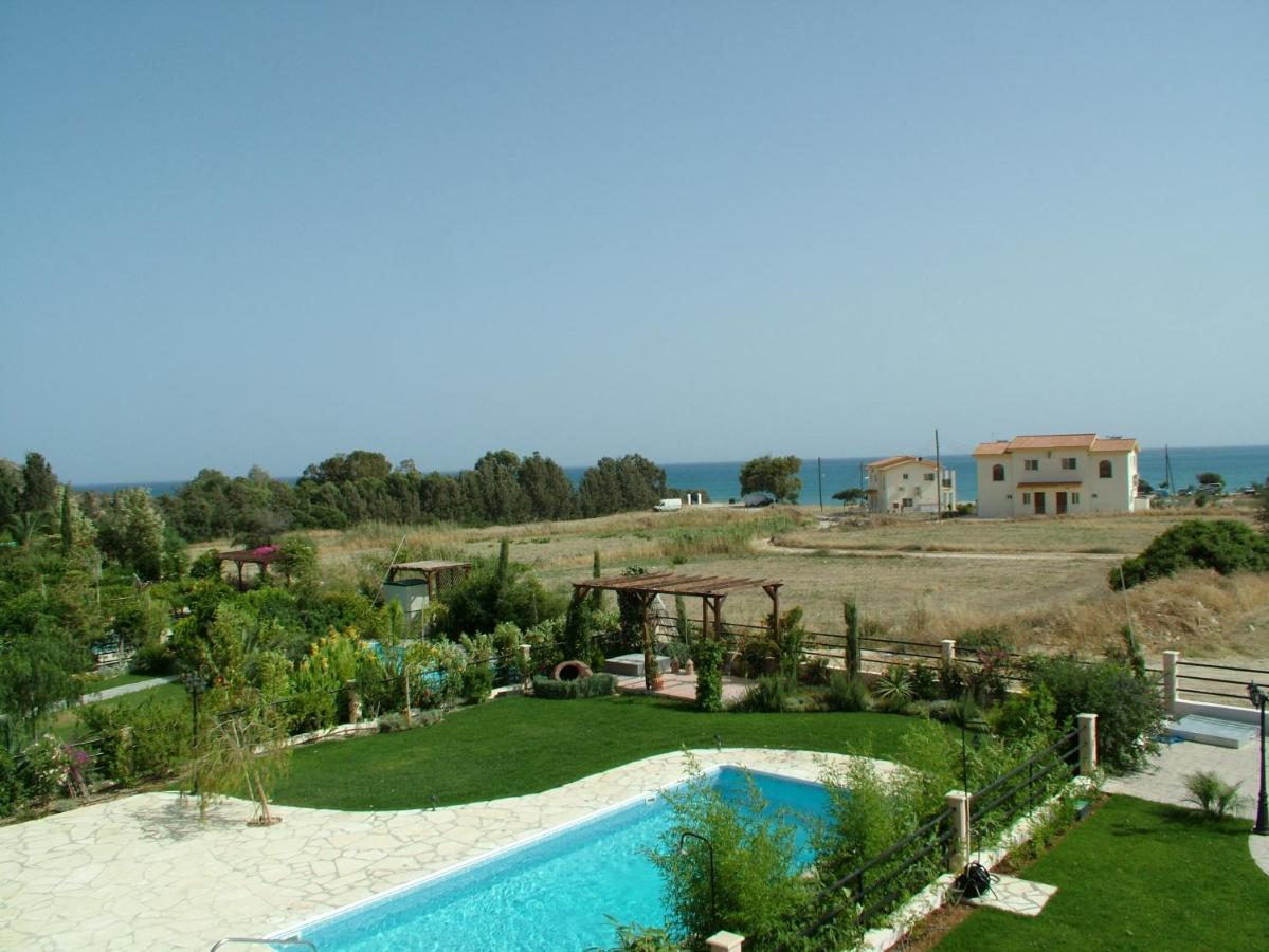 Holidays Villas Pissouri Exterior photo
