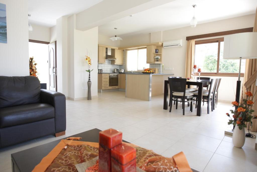 Holidays Villas Pissouri Exterior photo