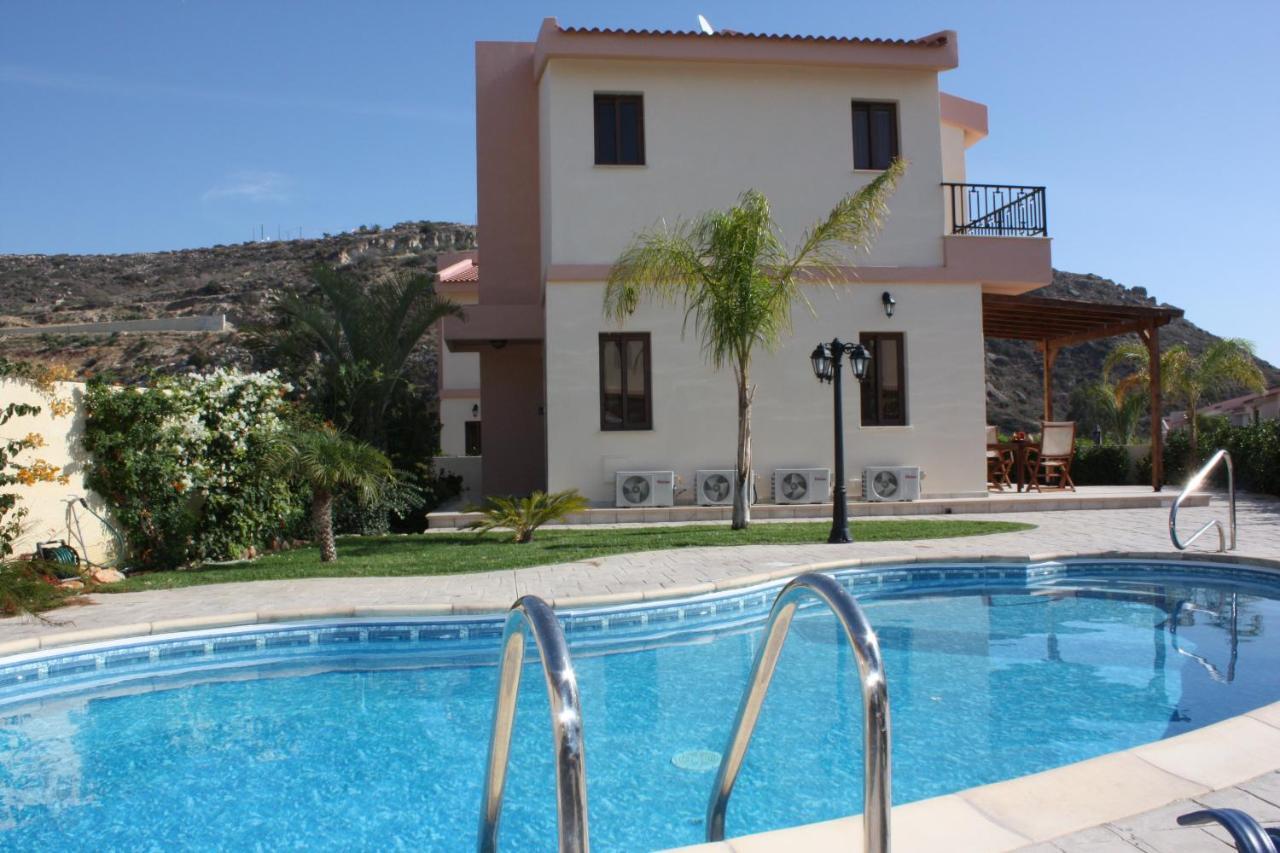 Holidays Villas Pissouri Exterior photo